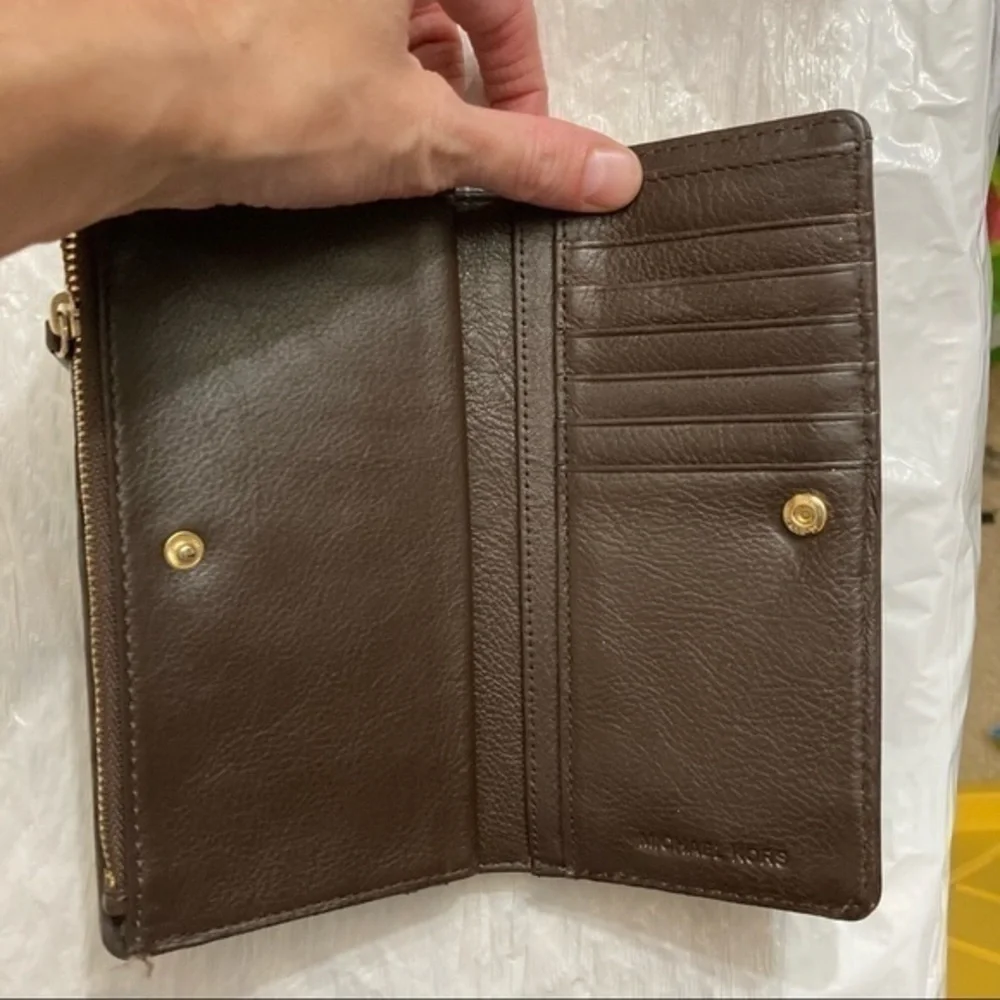 Michael Kors brown leather studded wallet tons of card slots!!!!